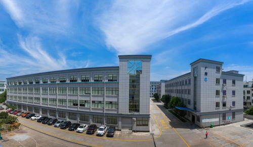 巨匠之路——维秘、CK等两200多个国内外高端品牌无缝内衣合作商在义乌天派